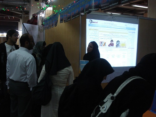 استقبال بی نظیر مردم از غرفه کالج اورست